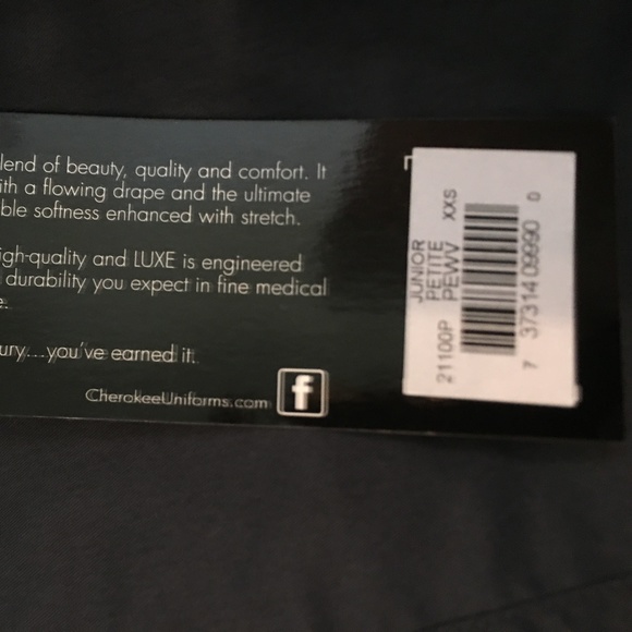 Cherokee LUXE Scrub Top (XXS) and Bottom (XXS-P) - Picture 6 of 6